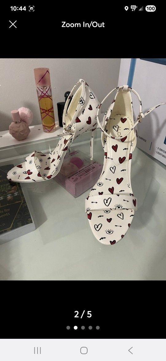Aldo valentines heels size 8.5
