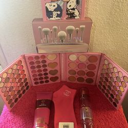 Charlie Brown Set With Bath &Bodyworks 