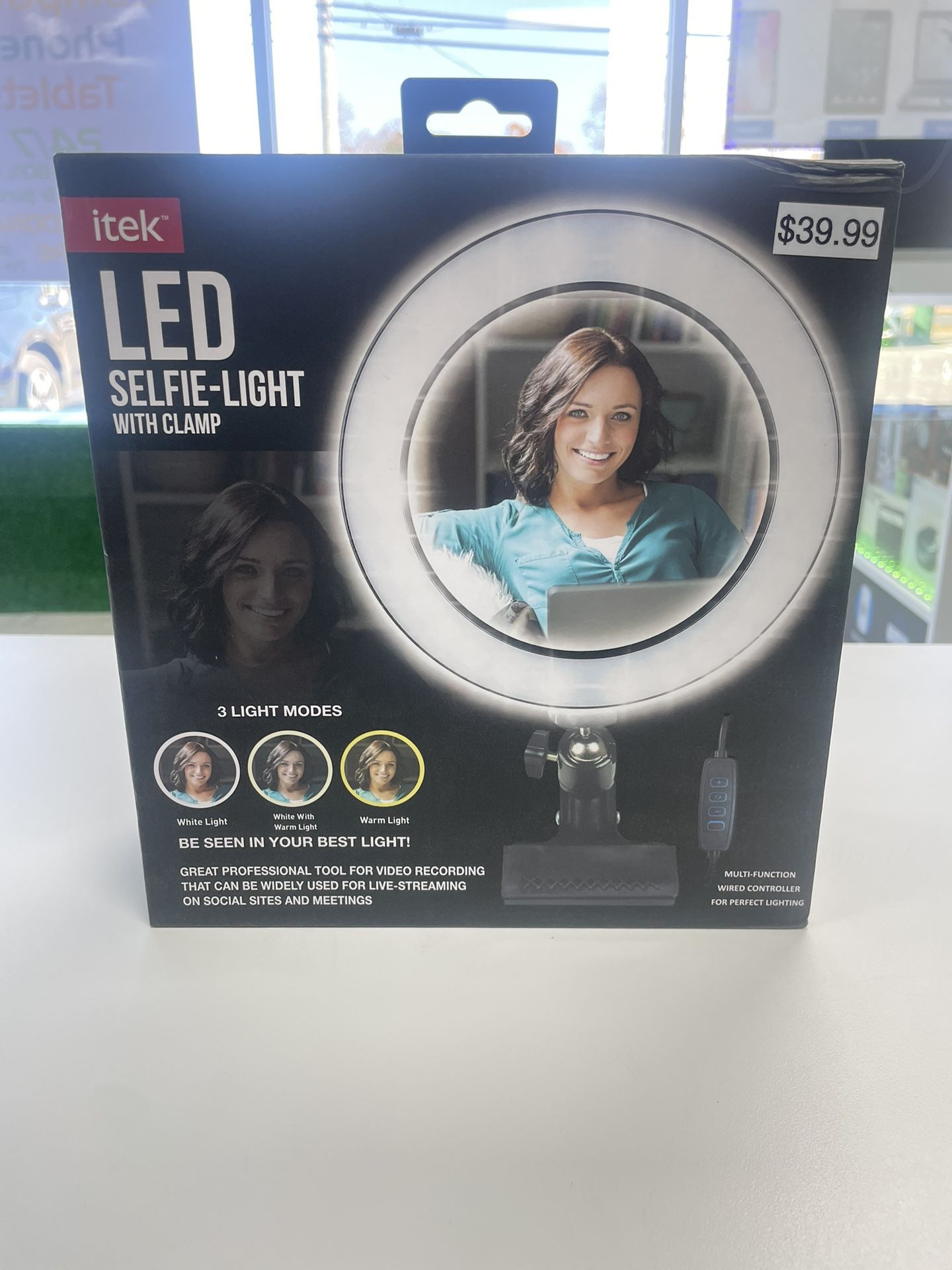 LED Selfie-Light With Clamp