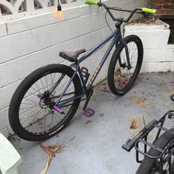 BOMMA 29” Bike / BMX Cruiser – Fat Tires, Purple Pedals – Good Condition