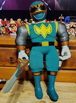 Vintage power ranger figure