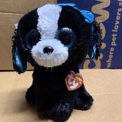 Ty Beanie Buddy Tracey the Dog Medium Size - 9 inch New with labels and tags