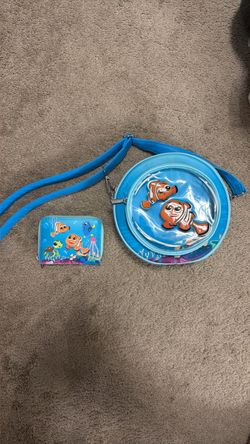 Loungelfy Finding Nemo purse and wallet
