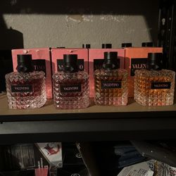 Valentino Donna Born In Roma Eau De Parfum 3.4 fl oz 100ml bundle of 4.