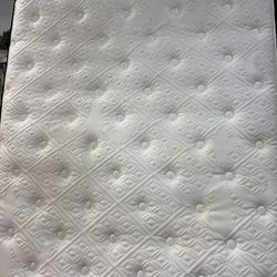Queen mattress