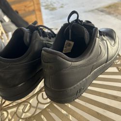 Nike Air Force 1 Black – Men’s Size 11.5 – Good Condition