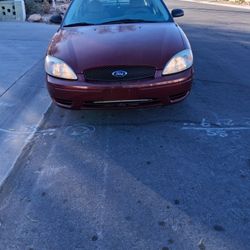 2004 Ford Taurus