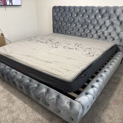 New King Size Bed Frame + King Hybrid Mattress 