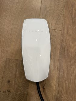 Tesla Charger- Box Works. Needs New Cord