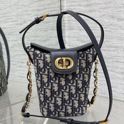 Ladies Dior Bag 