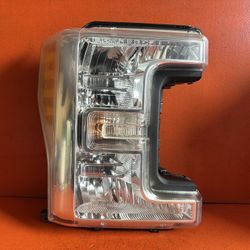 2017 2018 2019 Ford F-250 Right Passenger Side Super Duty Halogen Headlight OEM