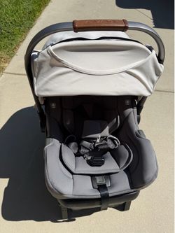 Nuna infant car seat