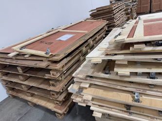 Wood pallet for free