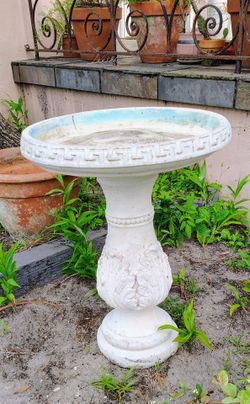 Concrete bird bath