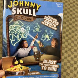 NWT Johnny the skull pirate cove