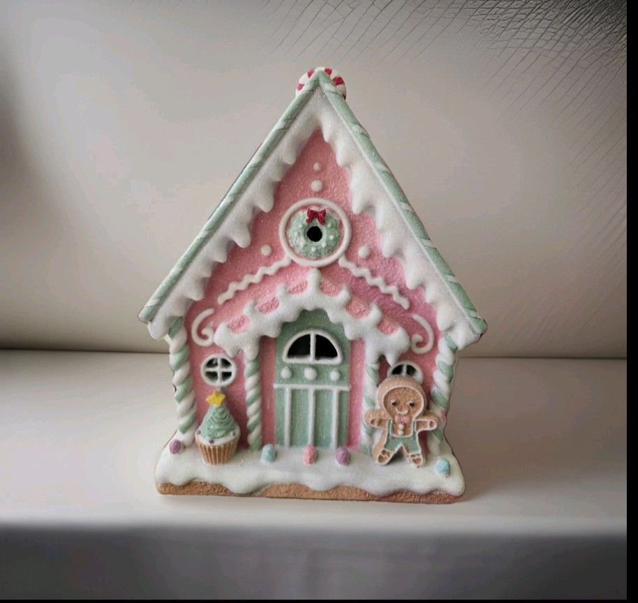 Beautiful New Glass Pink Gingerbread House Christmas Decor 