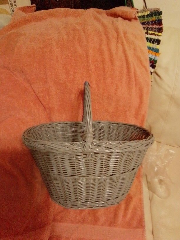 Large Grey Whicker Basket 