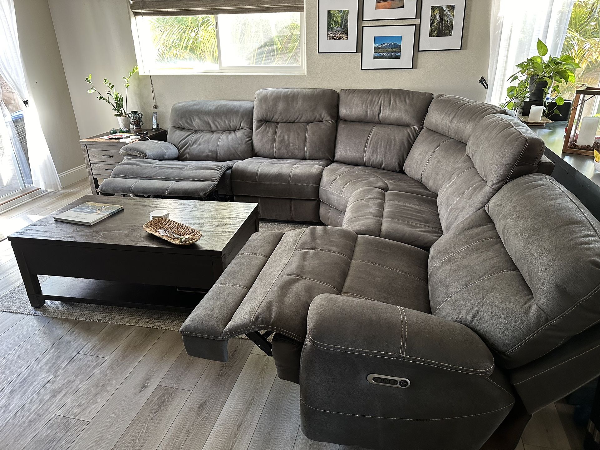 Sectional Couch W/ 2 Power Recliners 