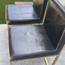 2 Chairs Black