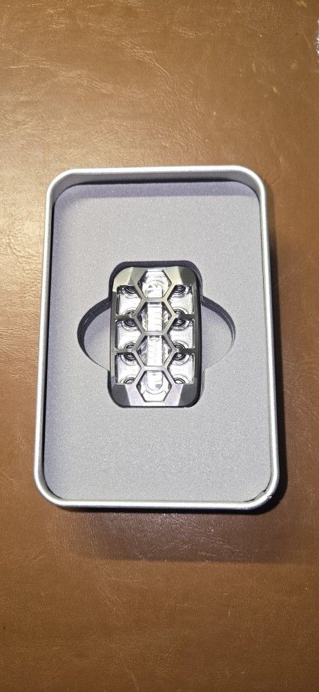 Magnus MagLab Zirconium - SE126 - Squashed Toad "Skelly Hex" Click Slider NEW