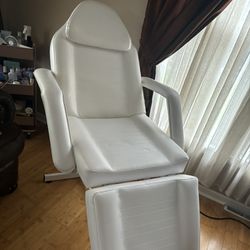 Massage/Esthetic/Tattoo Chair