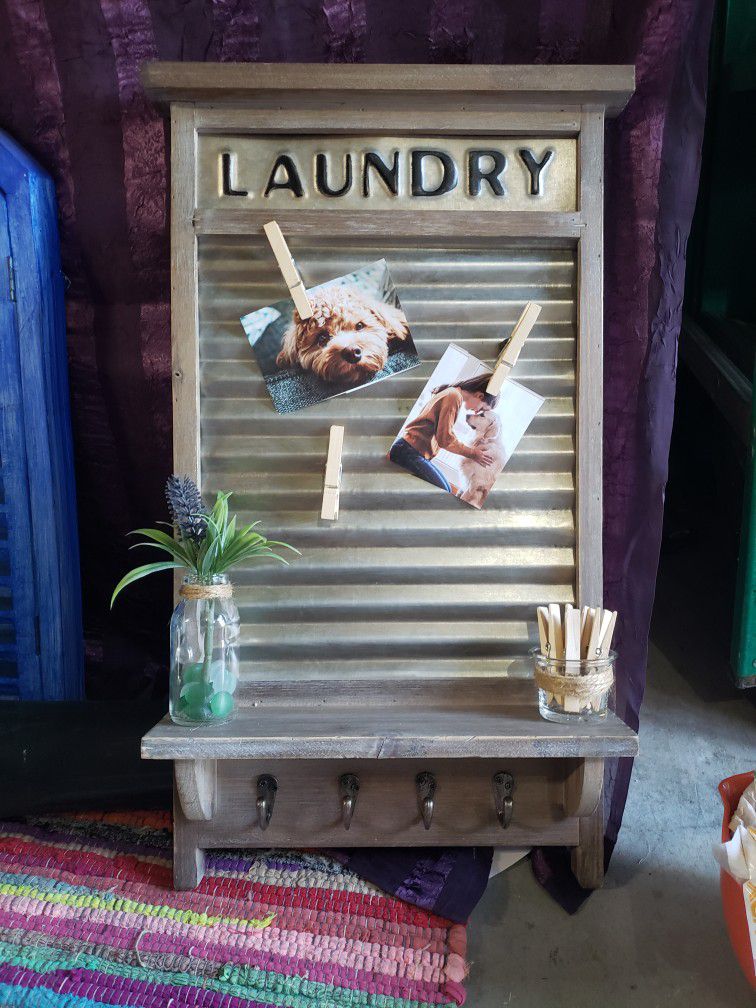 Rustic Laundry Sign With Magnetic Clips For Pictures 