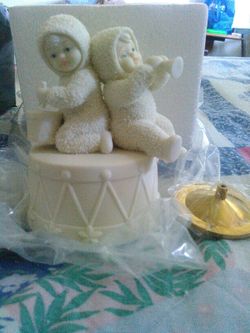 Department 56 snow babies "play me a tune"