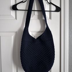 SAK NAVY BLUE CROCHETED SHOULDER BAG