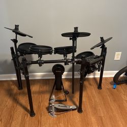 Alesis Nitro kit Drum 