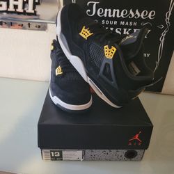JORDAN ROYALTY 4'S🔥SIZE 13 MEN