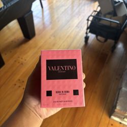 Valentino Donna Born In Roma Intense 3.4oz