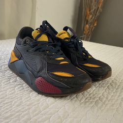 Pumas Shoes