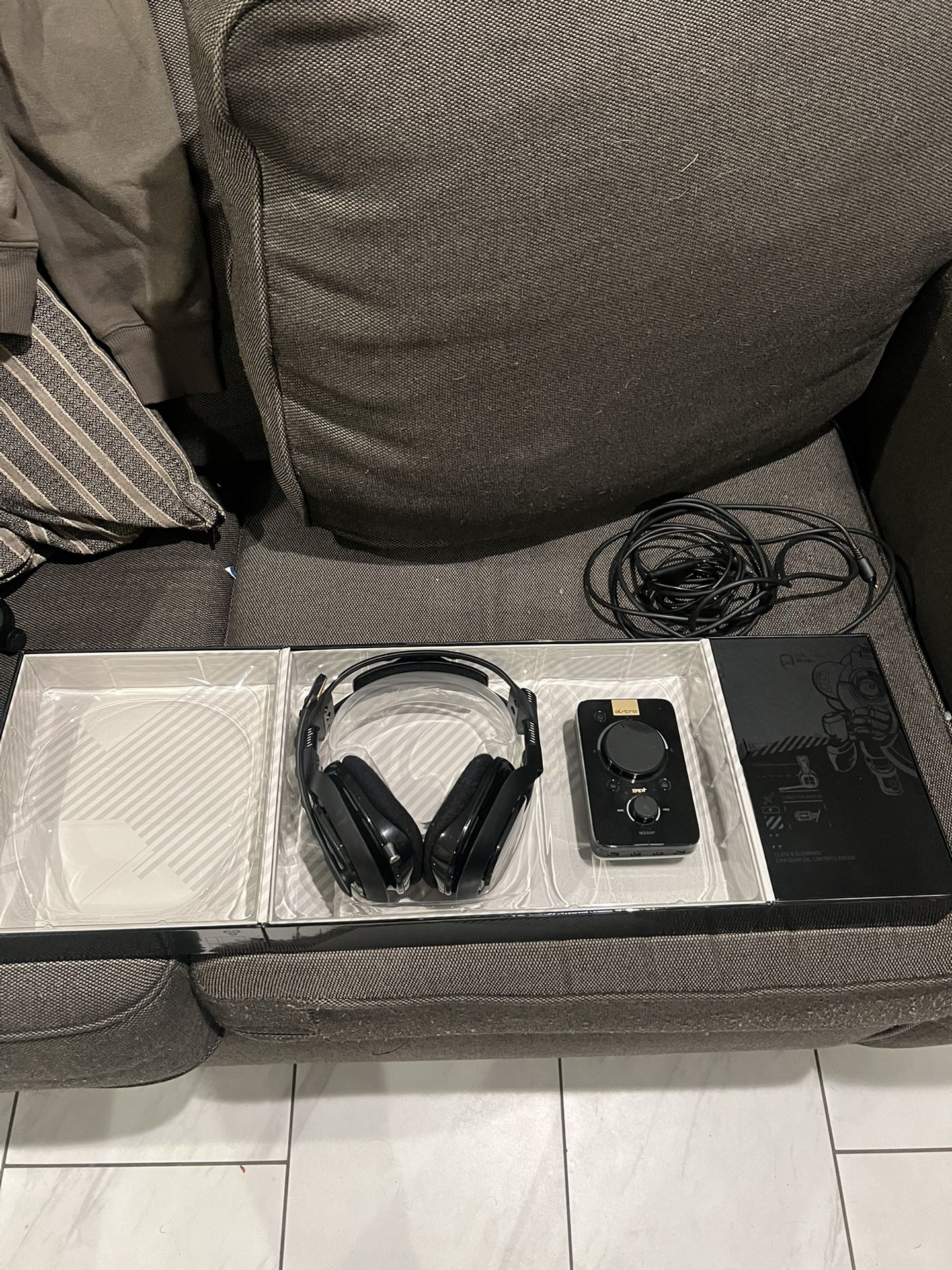 Astro A40