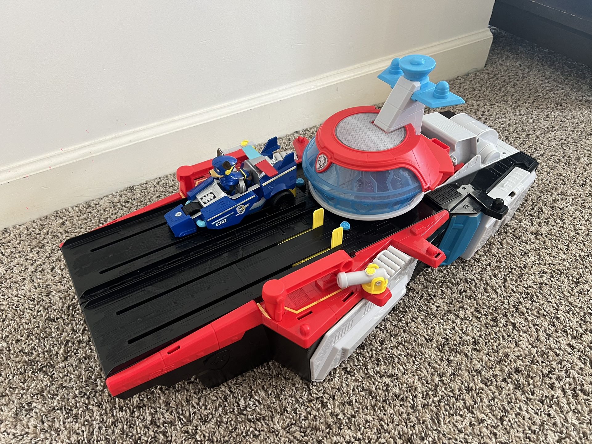 Paw Patrol Mighty Pups Aircraft Carrier