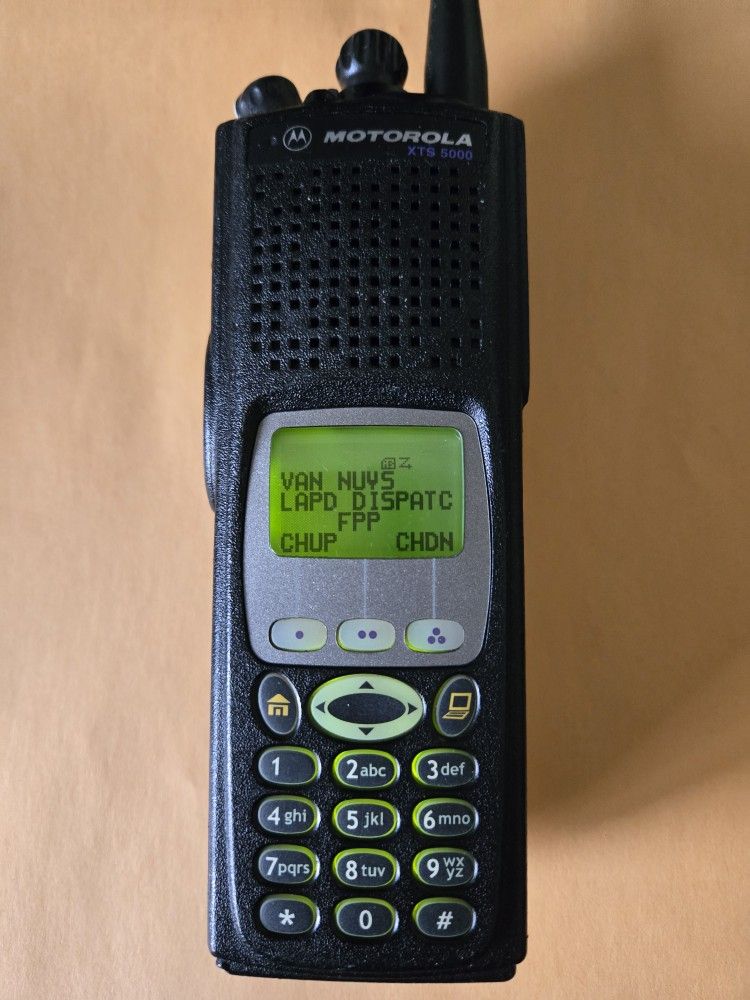 Motorola XTS 5000 Police Radio loaded w/ LAPD LASD LAFD LBPD *FPP