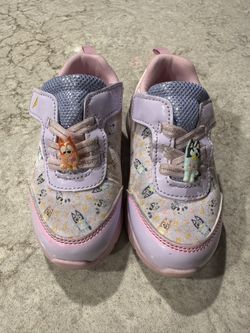 Toddler Girl Bluey Light Up Shoes Size 9