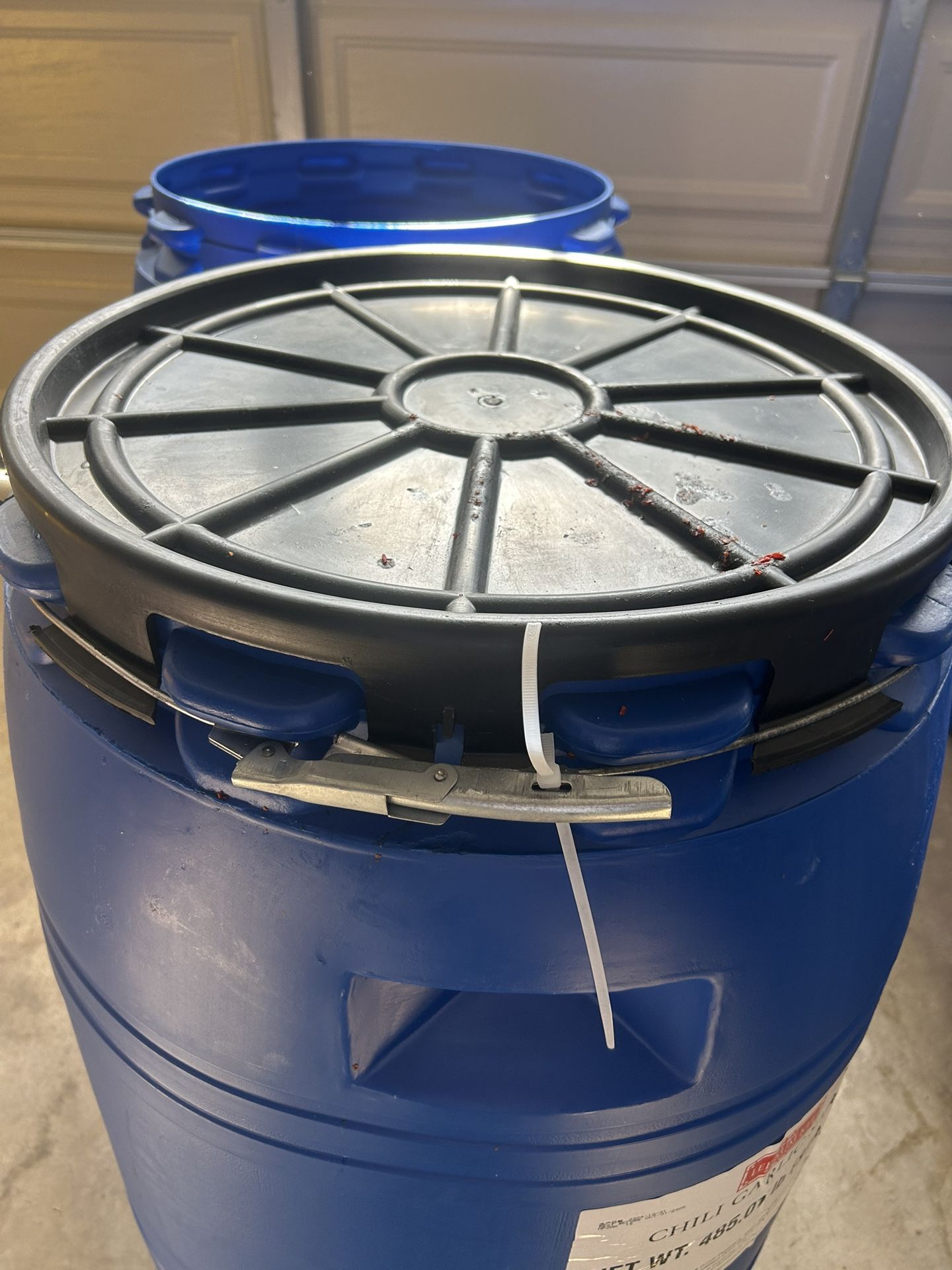 55 Gallons Blue Barrels With Removible Lids