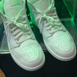 White Jordan1s 