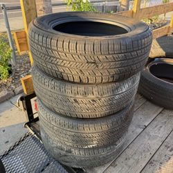 235/60/18 nice Used Tire Set 