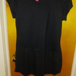Very Nice Ladies Size Medium Top 