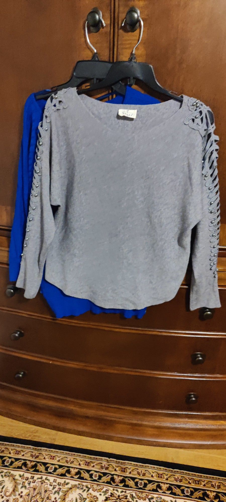 Very Cute Women's Sweaters