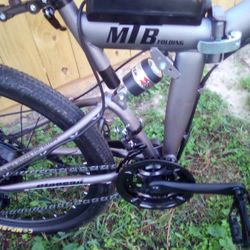26" E bike Foldable NO LOW BALLERS, Thanks.