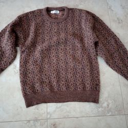 Men’s Med Sweater—Pierre Cardin