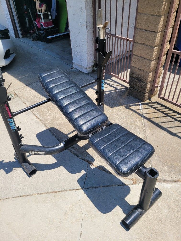 Weight Bench