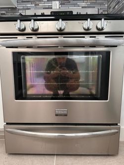 Fridge and stove for sale