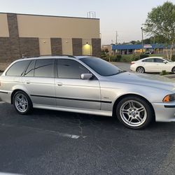 2003 BMW 540i