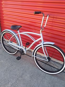26" Schwinn bike
