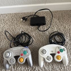  GameCube Controllers