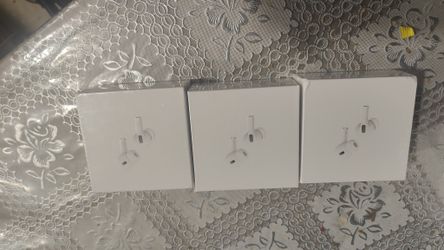 Air Pods 2nd Generation Sealed In Box Brand New