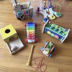 Kids Lovevery Montessori bundle toys